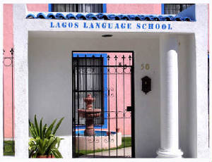 schoolgatebluesign.jpg